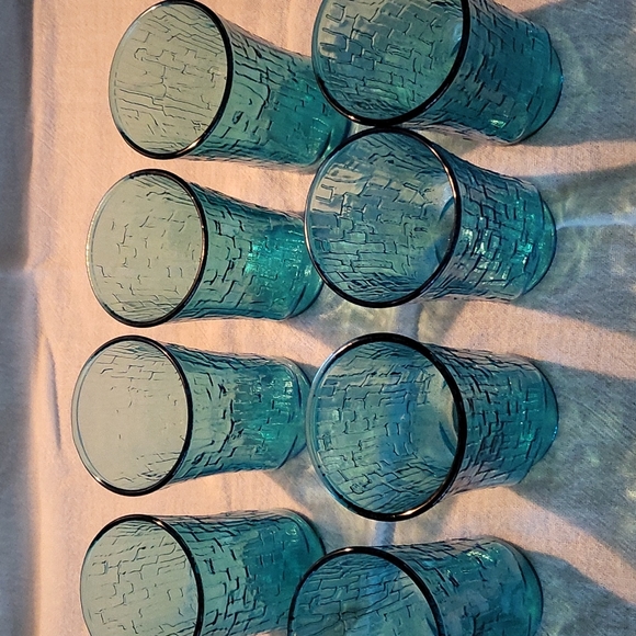 Set 8 Vintage Pagoda cups - Picture 2 of 5